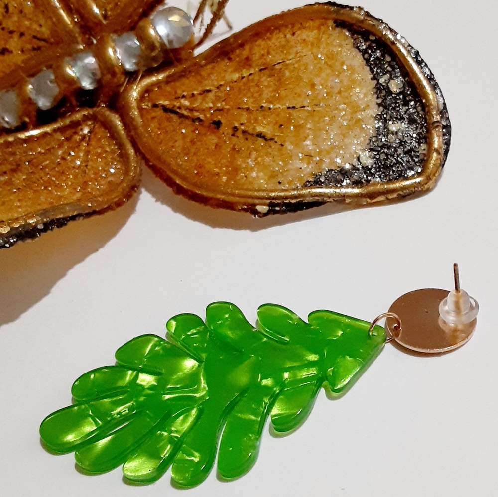 Acrylic Resin Leaf Drop Dangle Statement Earrings… - image 8